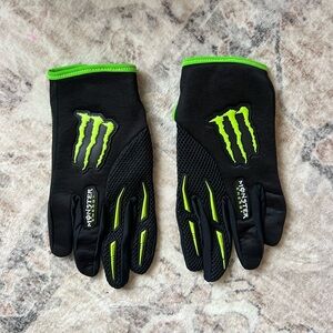 Monster Energy riding gloves